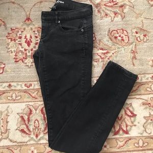 Victoria Secret black skinny jeans!